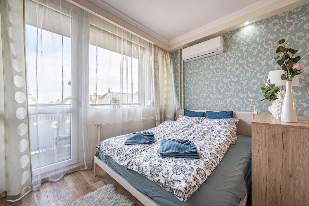 Liszt Ferenc Square Panorama Apt Budapeşte Dış mekan fotoğraf
