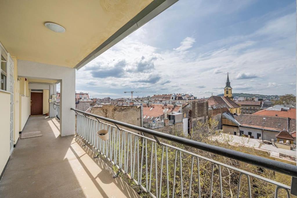Liszt Ferenc Square Panorama Apt Budapeşte Dış mekan fotoğraf